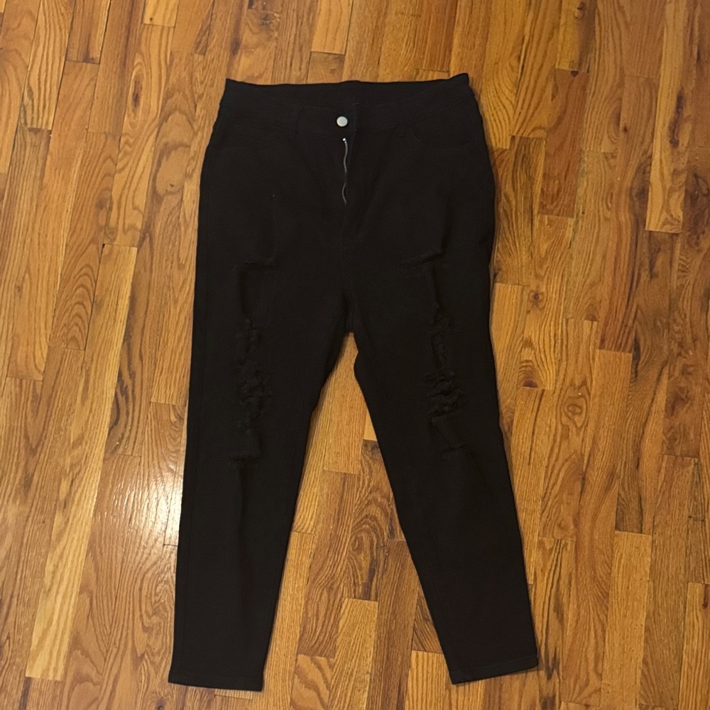 Black Distressed ripped Skinny Jeans